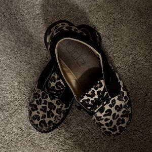 Hey Dude Leopard Print Flats